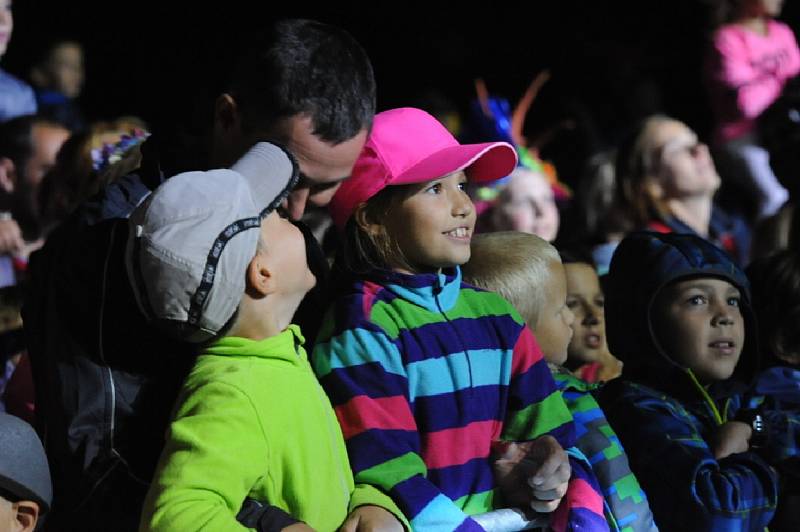 Festival Kefír se přesunul k zámku Kačina