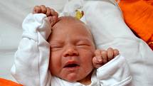 Lukáš Pech se narodil 11. února 2015 s mírami 51 centimetr a 3750 gramů. Maminka Zuzana a tatínek Martin si ho odvezli do Zásmuk, kde se na něj těšil pětiletý bráška Tomáš.