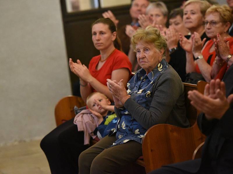 Kruh přátel hudby: z koncertu Bennewitzova kvarteta v kolínské synagoze.