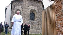 Bohoslužba v kostele Stětí sv. Jana Křtitele ve Skramníkách při příležitosti 200. výročí úmrtí Františka Jana Vaváka. Celebroval pražský arcibiskup kardinál Dominik Duka.