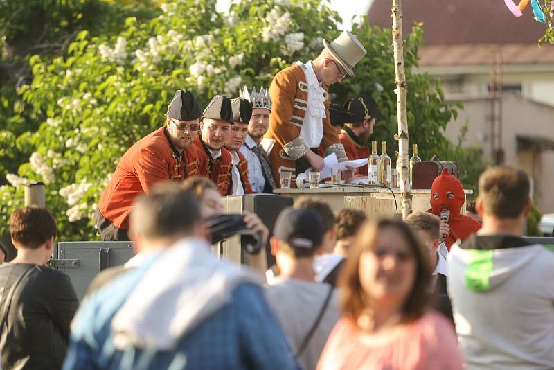 V Sendražicích slavili máje