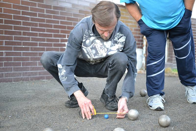 Turnaj v petanque.