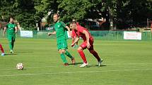 Z fotbalového utkání krajského přeboru Velim - Polaban Nymburk (3:0)