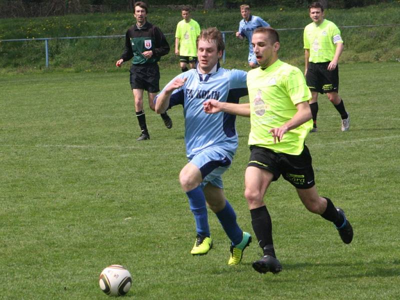 Z utkání FK Kolín B - AFK Pečky (3:2).