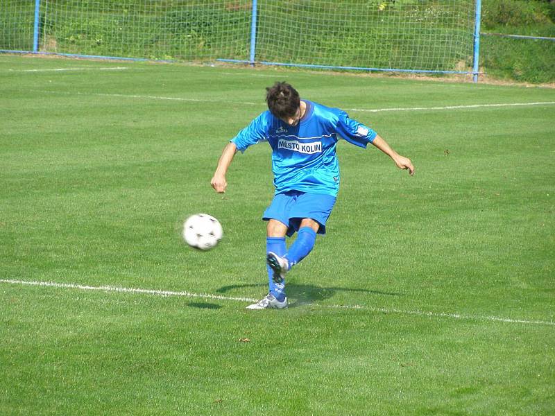 Z utkání staršího dorostu FK Kolín - Pardubice B (1:3).