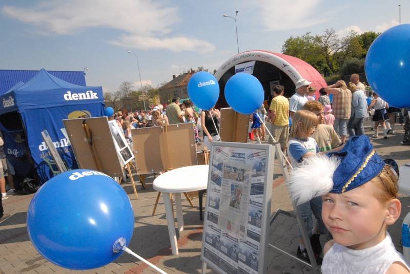 Den s Deníkem, čtvrtek 15. května 2008, TESCO Kolín