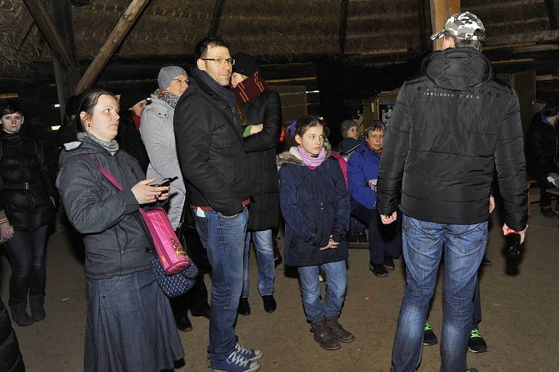 Národopisné pořady lákají stále více zájemců.