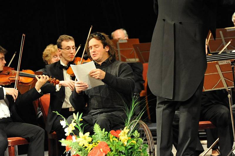 Jen jedničky a dvojky měl ve svém datu konání letošní Vánoční koncert Kolínské filharmonie.
