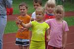 Na atletickém stadionu v Kolíně závodily děti z celého kraje