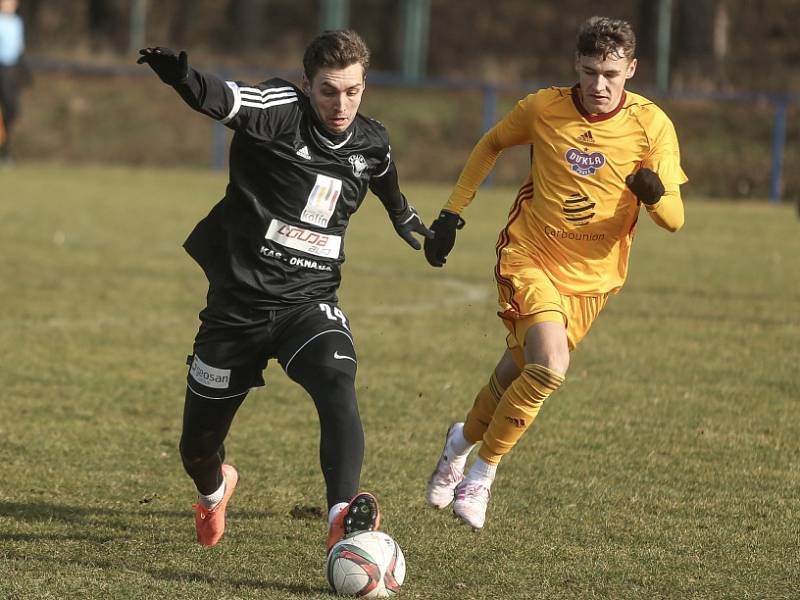 Z přípravného utkání FK Kolín - Dukla Praha B (0:6).