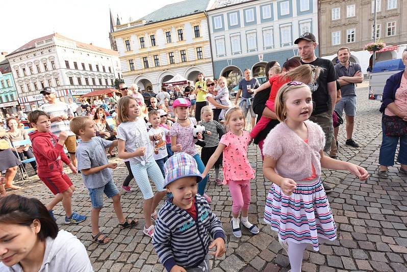 Posvícenské kulturní léto udělalo radost dětem i milovníkům písní Jaroslava Ježka.