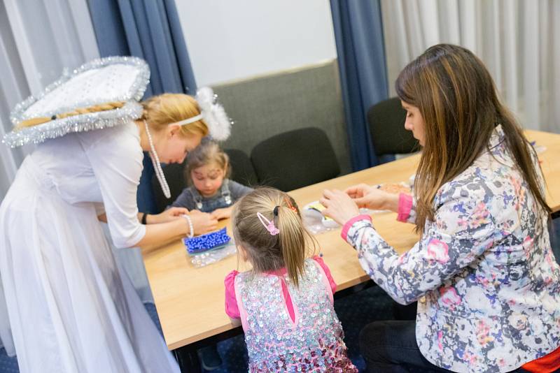 Z Mikulášské party v hotelu Theresia v Kolíně.