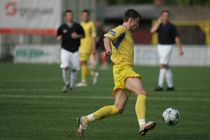 Z utkání Velim - Ovčáry (3:1).