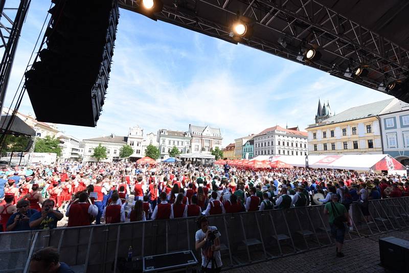 Kmochův Kolín přilákal tisíce lidí.