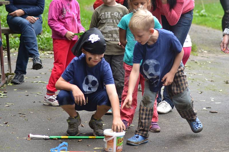 Pirátská stezka nabídla dětem spoustu zábavy