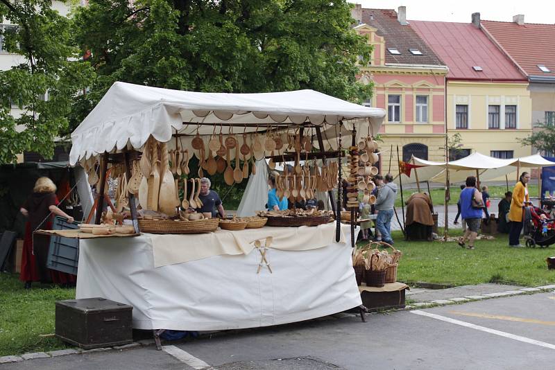 Oslavy královského Brodu vyvrcholily ohňostrojem.