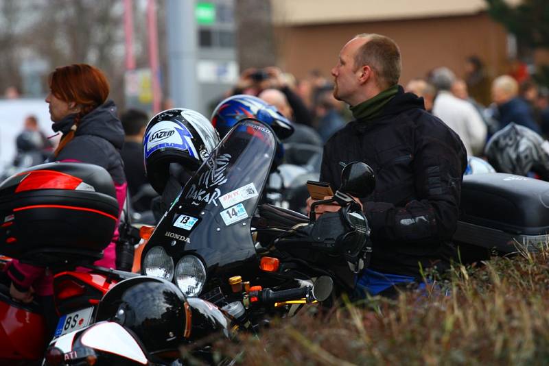 Vánoční vyjížďka kolínských motorkářů