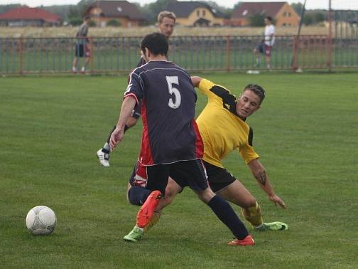 Z utkání Jestřabí Lhota - Žiželice (2:2, PK 1:4).