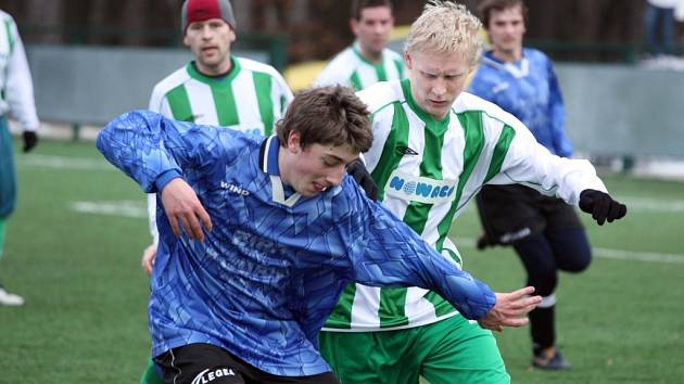 Z utkání Stříbrná Skalice - Kouřim (2:1) na zimním fotbalovém turnaji v Kostelci nad Černými lesy.