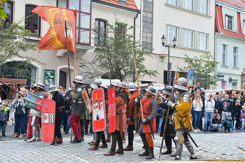 Z Gothardského posvícení 2021 v Českém Brodě.