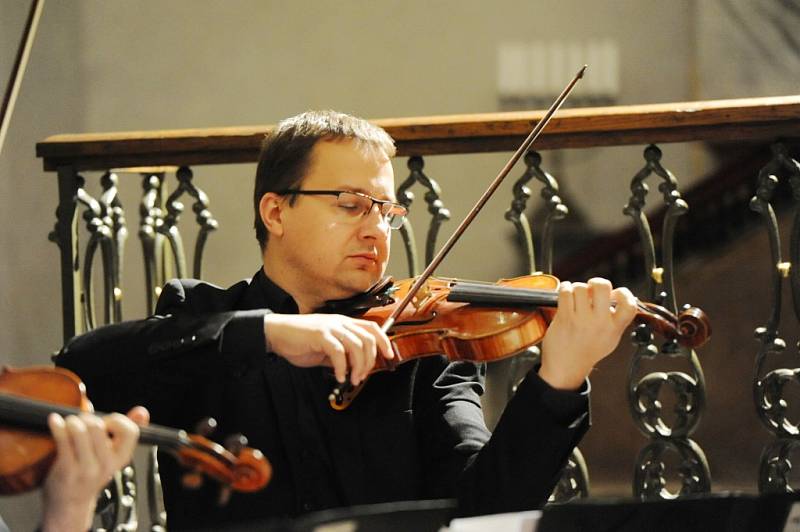 Klarinetistu Daniela Svobodu nakonec na koncertu v synagoze doprovodil Benda Quartet