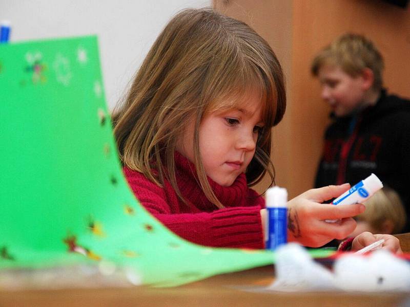 Třetí ročník oblíbeného adventního jarmarku Andělské zvonění se konal v Českém Brodě