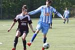 Z utkání krajského přeboru starších dorostenců U19 FK Kolín - Čáslav (1:1).