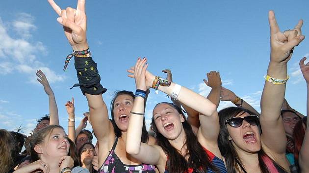 Festival Rock for People studené a deštivé počasí nezkazilo   