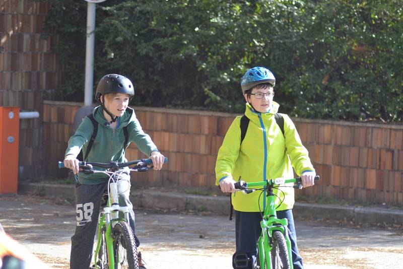 První cyklovyjížďka a slavnostní zahájení provozu Cyklistického centra v Kolíně