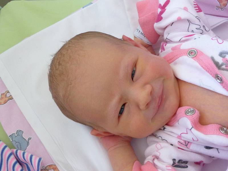 Lea Konopáčová se narodila 22. března 2022 v kolínské porodnici, vážila 2985 g a měřila 48 cm. V Kolíně se z ní těší sestřička Maruška (15 měsíců) a rodiče Pavla a Martin.