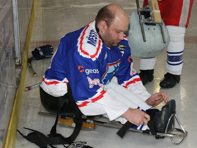 Z utkání semifinále play off České sledge hokejové ligy Draci Kolín - Sparta Praha (2:1).