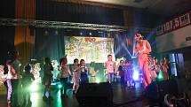 Míša Růžičková pozvala stovky dětí na písničkovou návštěvu ZOO