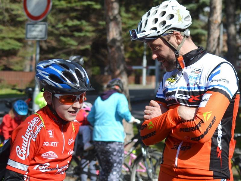 První cyklovyjížďka a slavnostní zahájení provozu Cyklistického centra v Kolíně