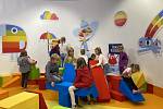 Děti z kolínské základní školy v Mnichovické si užily exkurzi v útrobách České televize.