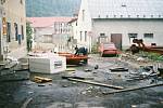 Kolínští hasiči byli během povodní v roce 2002 potřeba především ve Štěchovicích, kde řádila říčka Kocába. Svým profesionálním přístupem se nesmazatelně zapsali do tamních dějin.