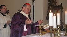 Z návštěvy Dominika kardinála Duky v Cerhenicích