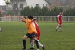 Z utkání fotbalového okresního přeboru Kolínska Býchory - Bečváry (3:1).