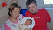 Tatínek Michal se přišel do porodnice potěšit s prvorozeným synem Michaelem Absatzem, který se narodil 20. srpna s váhou 3 320 gramů a výškou 51centimetr. Společně s maminkou Evou žijí v Kolíně 