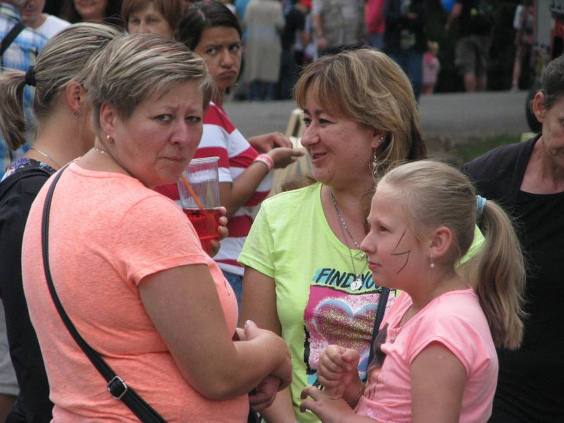 Rodinný festival Kouřimská skála zahájil pohádkový program.