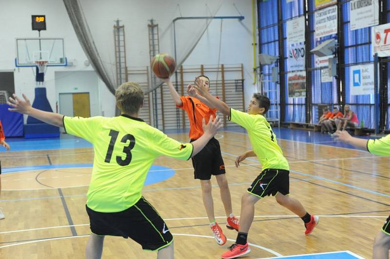 Kolínské sportovní dny 2015 - basketbal.