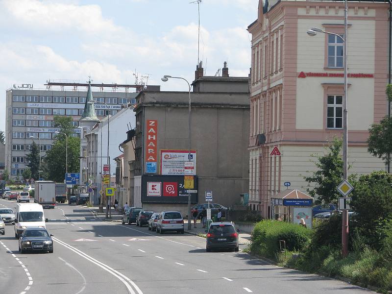 Ulice U Křižovatky v Kolíně.