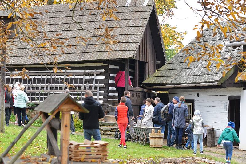 Program v Kouřimském skanzenu přilákal mnoho návštěvníků.