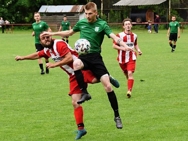 Z utkání Radimské ligy Křinec - Rožďalovice (2:3 pp).