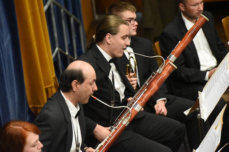 Kolínský filharmonie zahrála v Městském společenském domě.