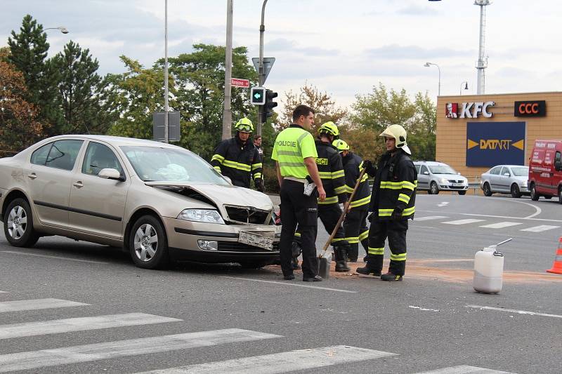 Dopravní nehoda u Futura v Kolíně, 30. 8. 2018