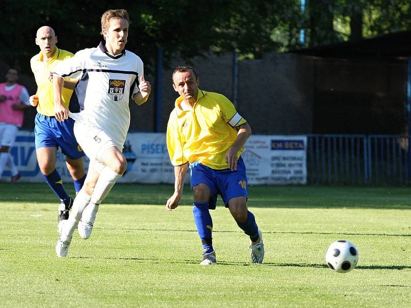 Z utkání FK Kolín - Chrudim (3:0).