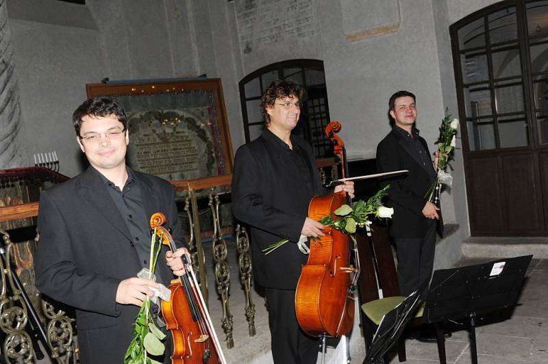 Klarinetistu Daniela Svobodu nakonec na koncertu v synagoze doprovodil Benda Quartet