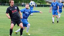 Z utkání Břežany II - Libice nad Cidlinou (1:5).