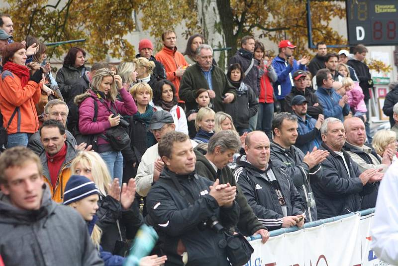 Turnaj O pohár starosty města Kolína se vydařil. Mladí Kolíňáci skončili první.