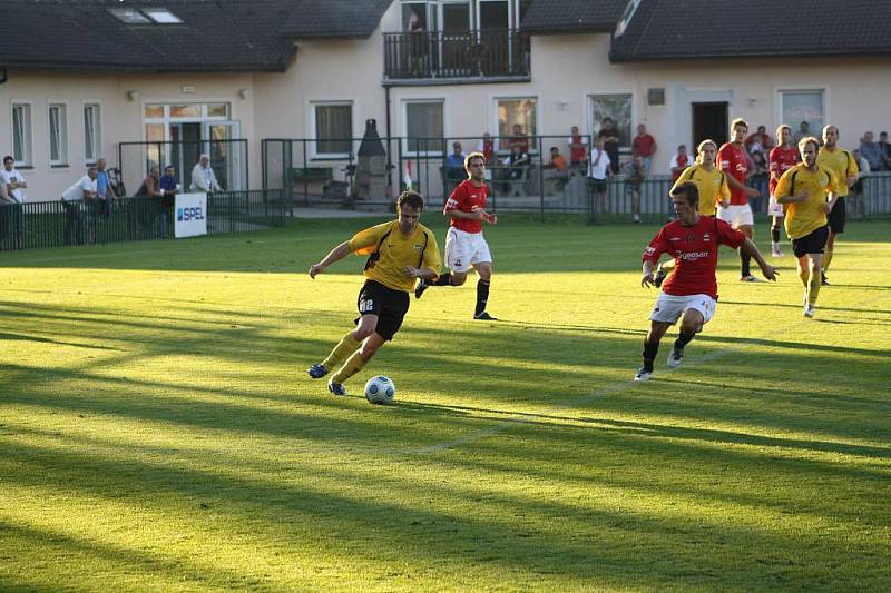 Z utkání Velim - Trutnov (2:0).